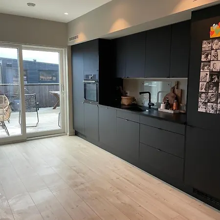 Enebolig 5 Min Fra Dyreparken Og Hamresanden